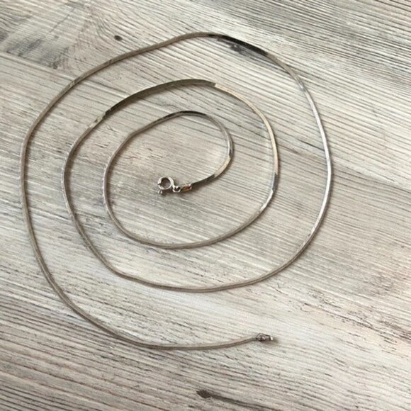 Sterling Silver 925 Italy 30" Three Sided Triangular Snake Chain Necklace 10.16g - Picture 15 of 15